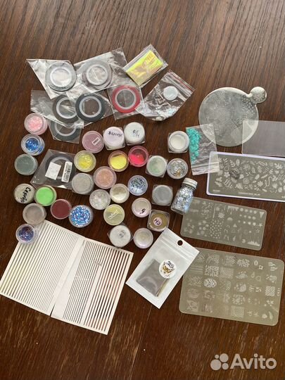 Блестки,втирки,стразы,слайдеры,наклейки,фольга