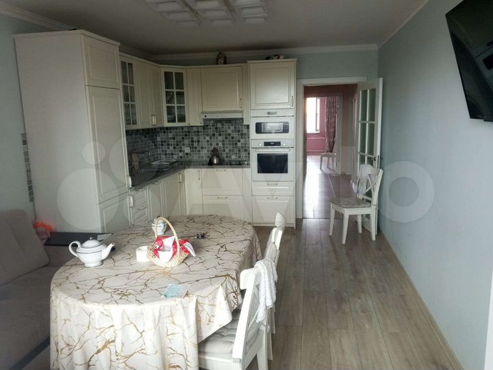 2-к. квартира, 86,4 м², 12/14 эт.