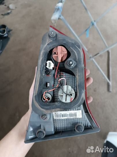 Фонарь правый задний внутр KIA RIO 3 924044X000