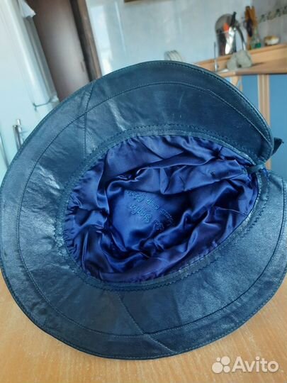 Шляпа женская кожаная