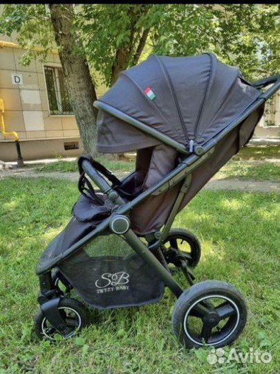 Прогулочная коляска