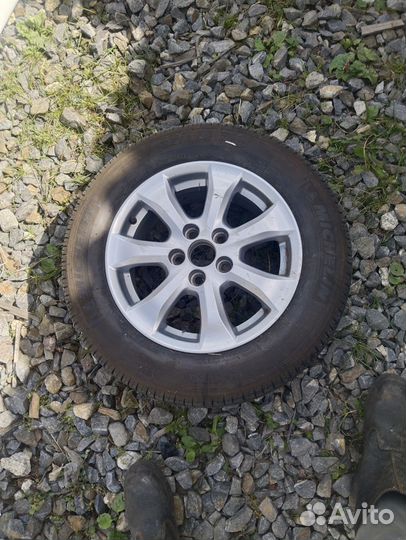Запасное колесо toyota camry 40