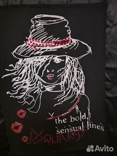 Футболка вышивка стразы