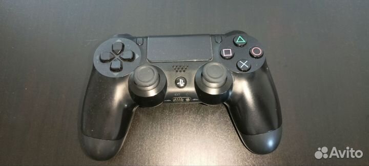 Геймпад dualshock PS4. На запчасти. Торг