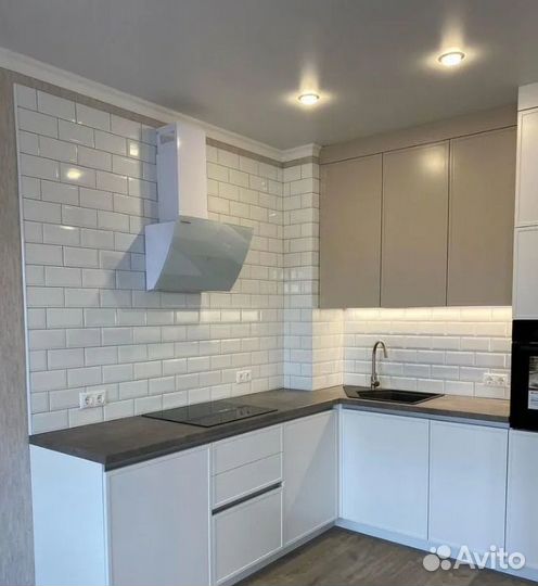 Кухонный гарнитур угловой