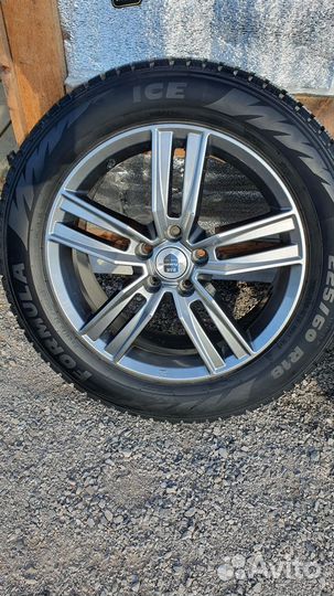 Pirelli formula ice 225 60 r18 с дисками 5x114.3