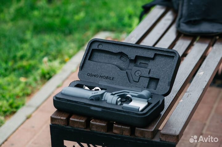 DJI Osmo Mobile 2
