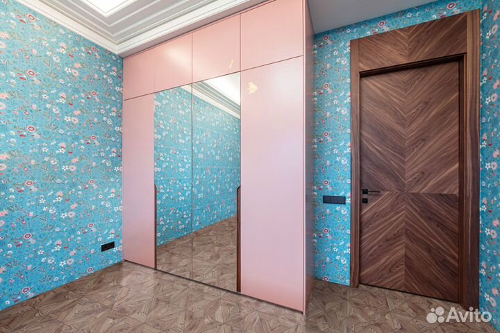 Шкаф распашной