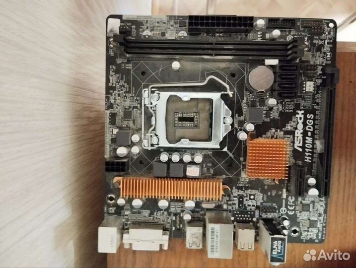 Материнская плата