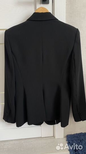 Пиджак женский mango