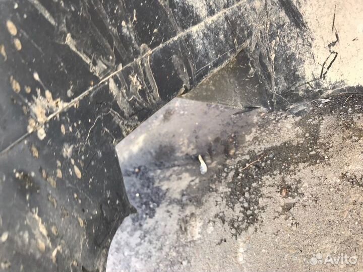 Подкрылок передний левый Volkswagen Polo седан