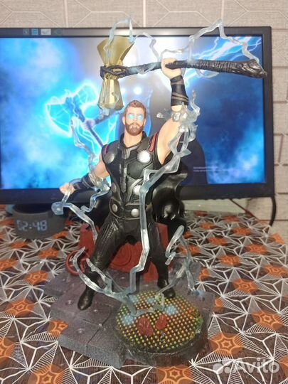 Фигурка Thor Avengers Infinity War Diamond Select