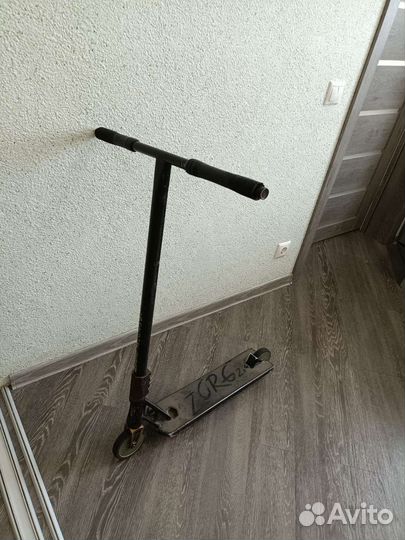 Трюковой самокат tech team zorg 2021