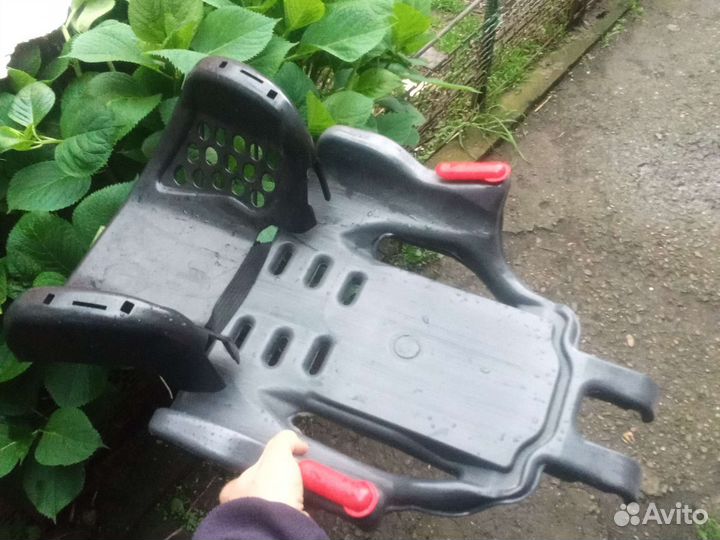 Детское кресло