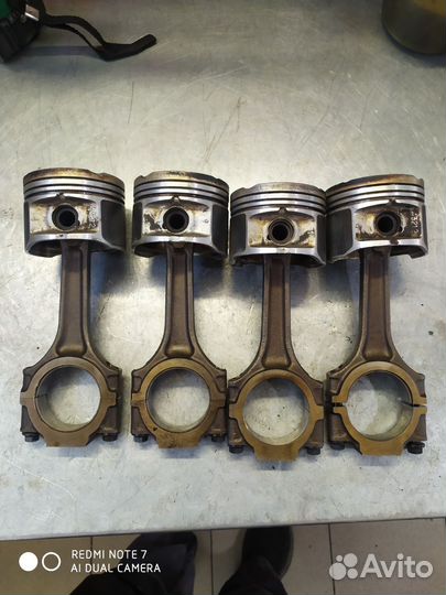 Коленвал и поршня Альфа Ромео 1.8 твин спарк