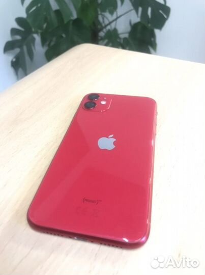 Корпус iPhone 11 красный