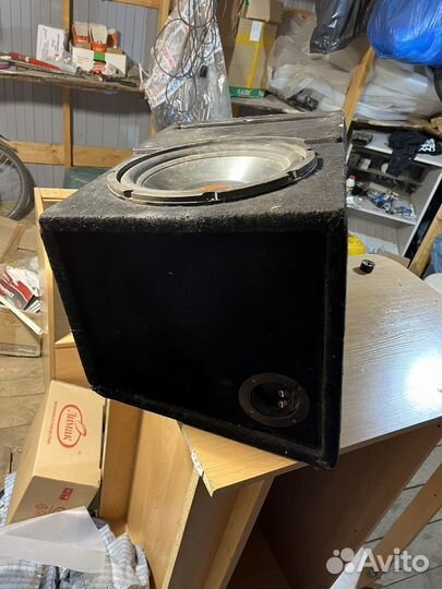 Сабвуфер Mystery с усилителем