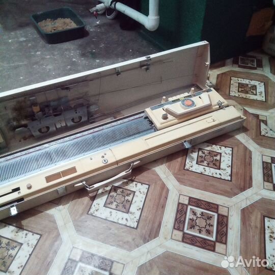 Вязальная машина brother