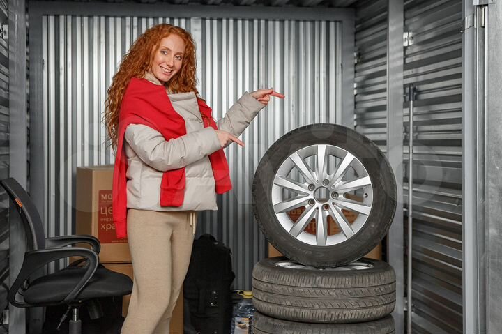 Контейнер для хранения мебели при ремонте