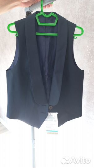 Школьный жилет для девочки Peplos