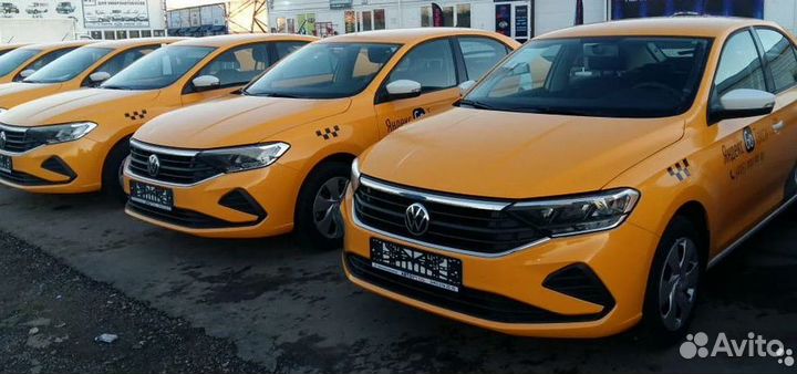 Требуется водитель-женщина без опыта