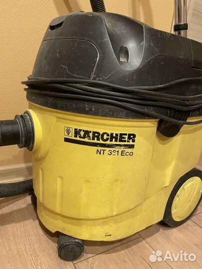 Профессиональный пылесос Керхер