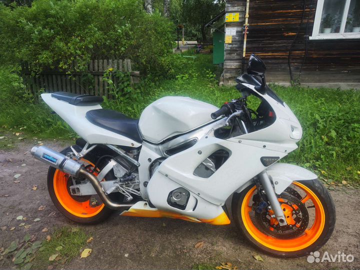 Yamaha R6 2002 год