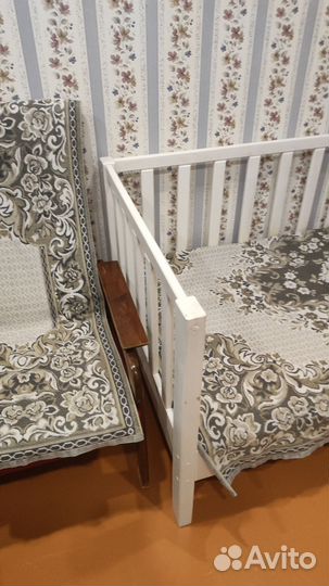 Кровать детская массив 160 на 80 с матрасом