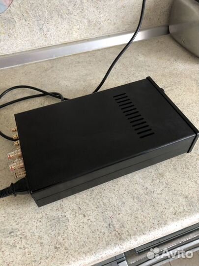 Усилитель интегральный транзисторный