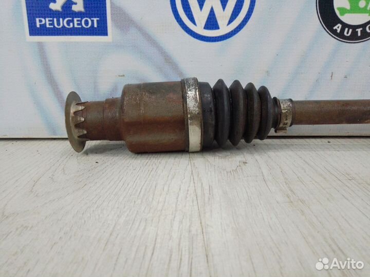 Привод подвески колеса Renault sandero Прав