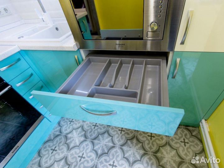 Гарнитур кухонный от производителя