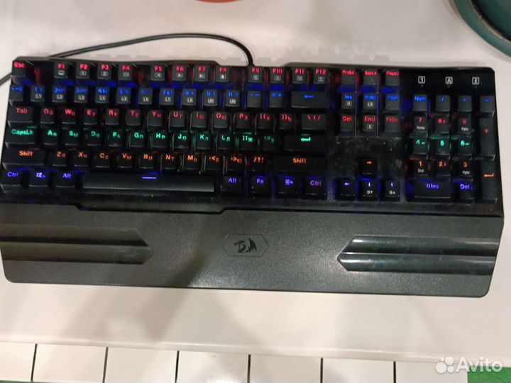 Игровая механическая клавиатура