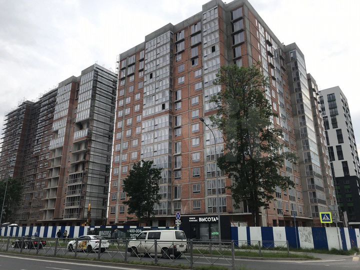 2-к. квартира, 66,9 м², 15/17 эт.