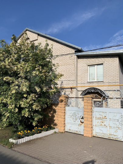 Дом 277 м² на участке 5,1 сот.