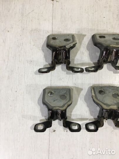 Петля двери LADA xray 1.6 мт