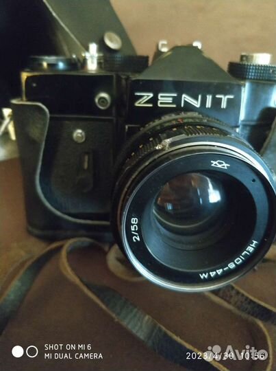 Пленочный фотоаппарат зенит TTL
