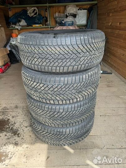 Pirelli Scorpion Winter 2 265/50 R20 111V