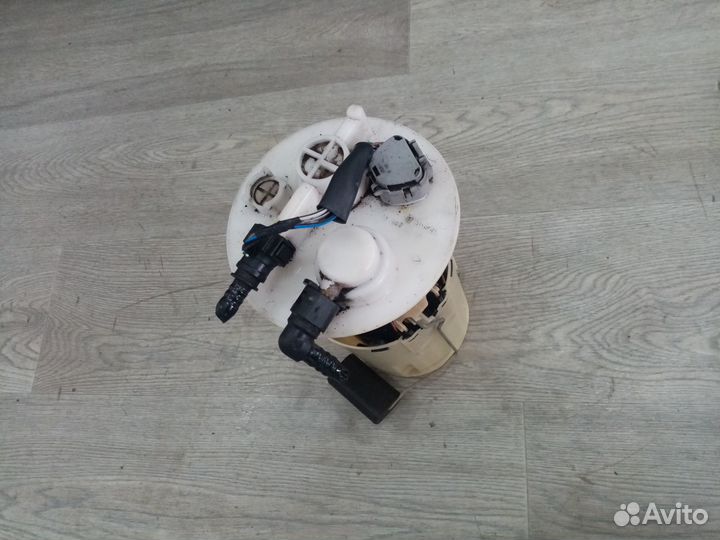 Топливный насос для Toyota Avensis II