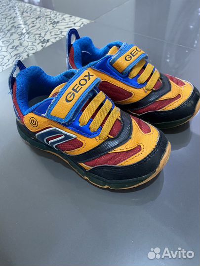 Кроссовки geox 26