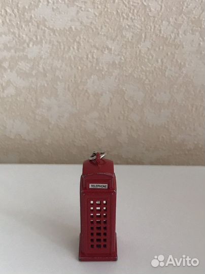 Брелок красная телефонная будка