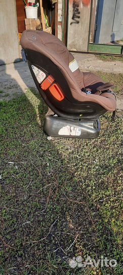 Детское автомобильное кресло