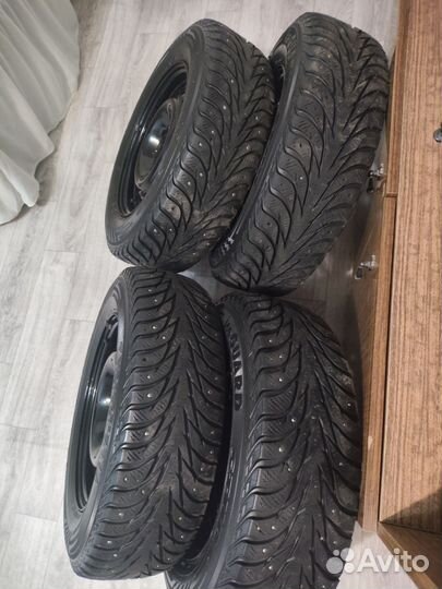 Yokohama Ice Guard Stud IG35 175/70 R13 82T