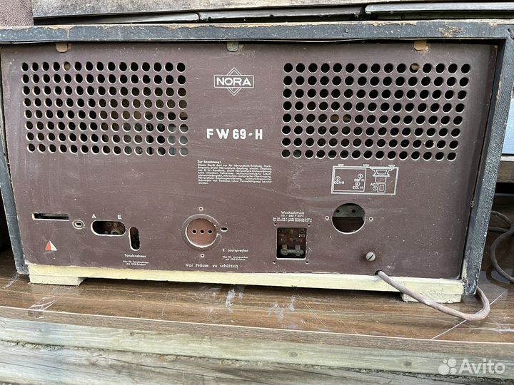 Радиоприемник Nora FW-69h