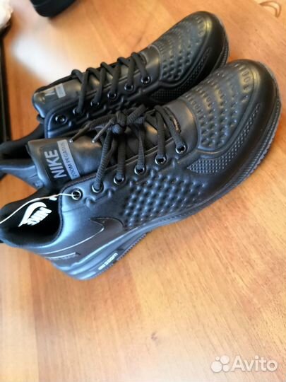 Кроссовки Nike