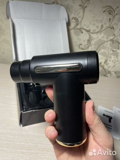 Массажный пистолет