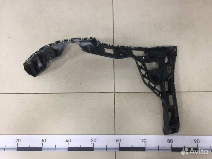 Кронштейн заднего бампера правый Volkswagen Polo S