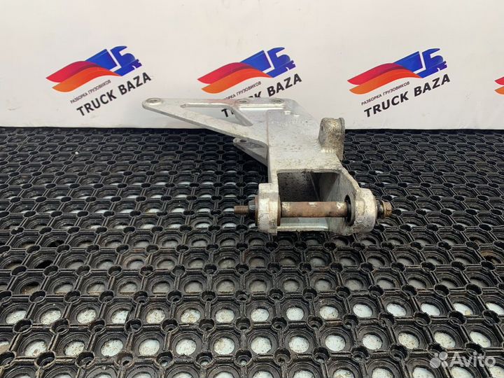 Кронштейн кабины задний левый Renault Premium