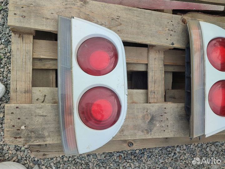 Стоп сигнал Nissan Skyline r33