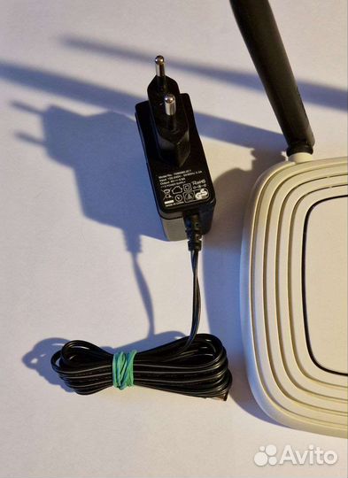 Беспроводной маршрутизатор (роутер) TP-link