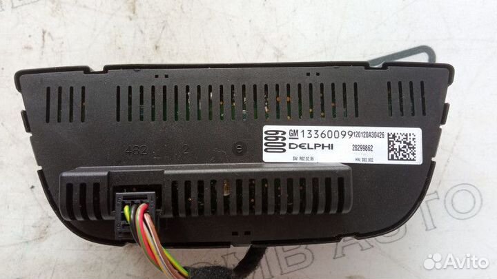 Блок управления климатом Opel Astra J